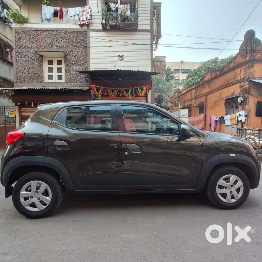 Renault 2025 Kwid 10 Petrol Well Maintained