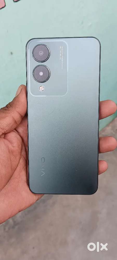 Vivo y17s 4g  4+ 128