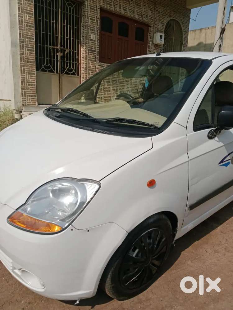 I Want To. Sell. Y Car Because Olready By New Car