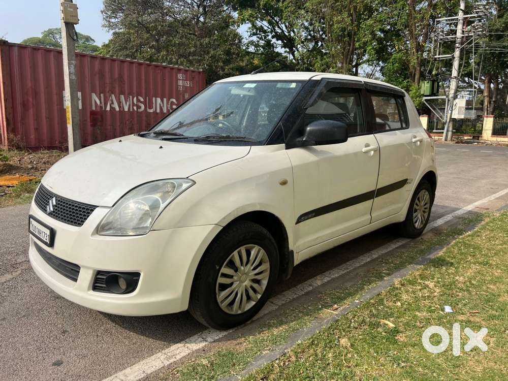 Maruti Suzuki Swift 2011 Petrol 100000 Km Driven