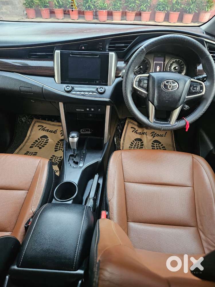 Toyota Innova Crysta 2.8z Automatic, 2020, Diesel