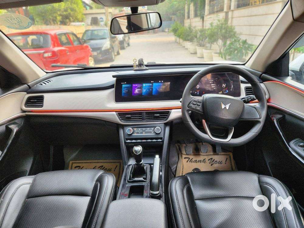 Mahindra Xuv700 2.2 Ax 5 Diesel Mt Str, 2023, Diesel