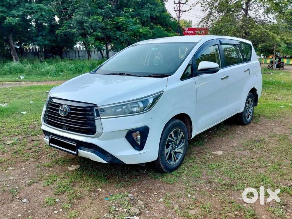 Toyota Innova Crysta [2020-ongoing] 2.4 Gx 8 Str, 2022, Diesel