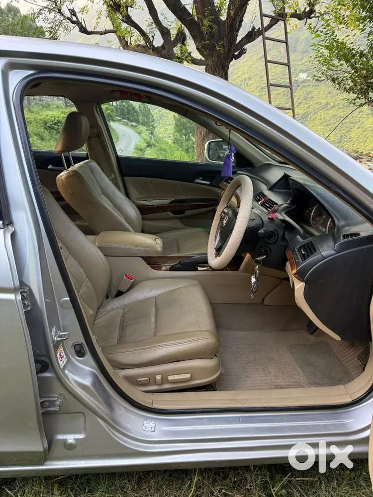 2011 Honda Accord Elegance