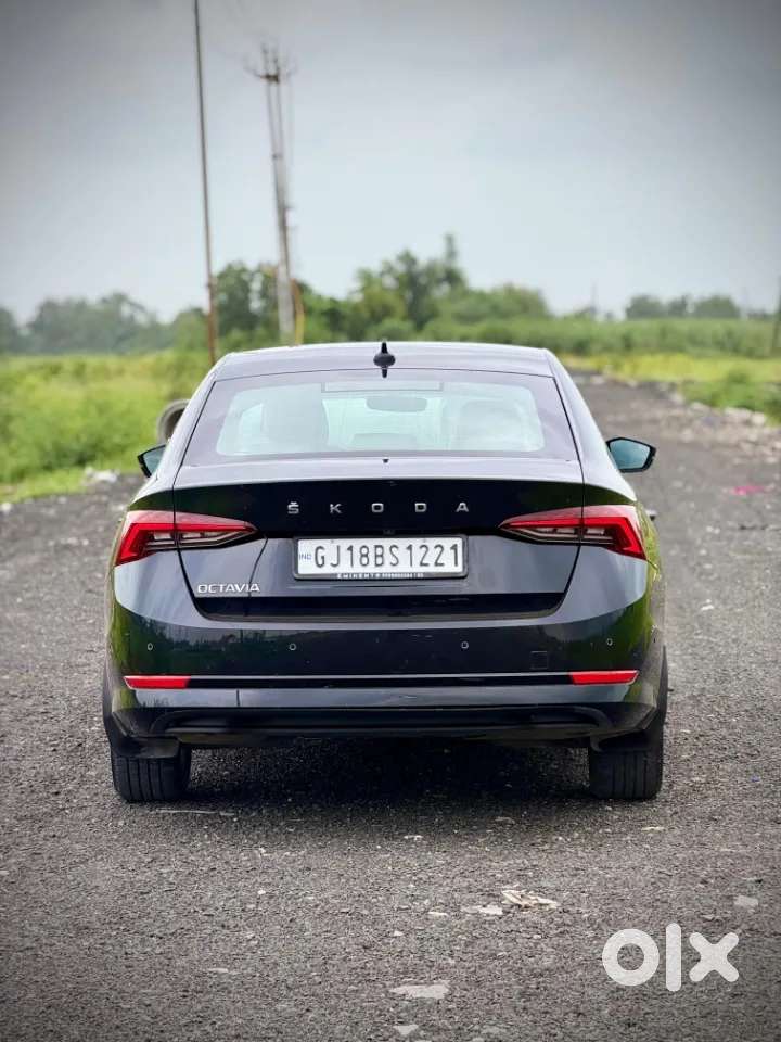 Skoda Octavia 2.0 L K Tsi At, 2022, Petrol