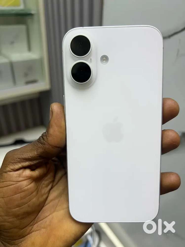 iPhone 16 available in 128 gb in white colour