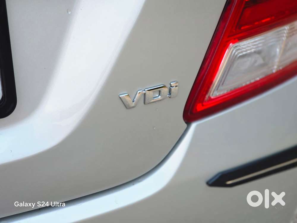 Maruti Suzuki Swift Dzire Vdi (o), 2017, Diesel