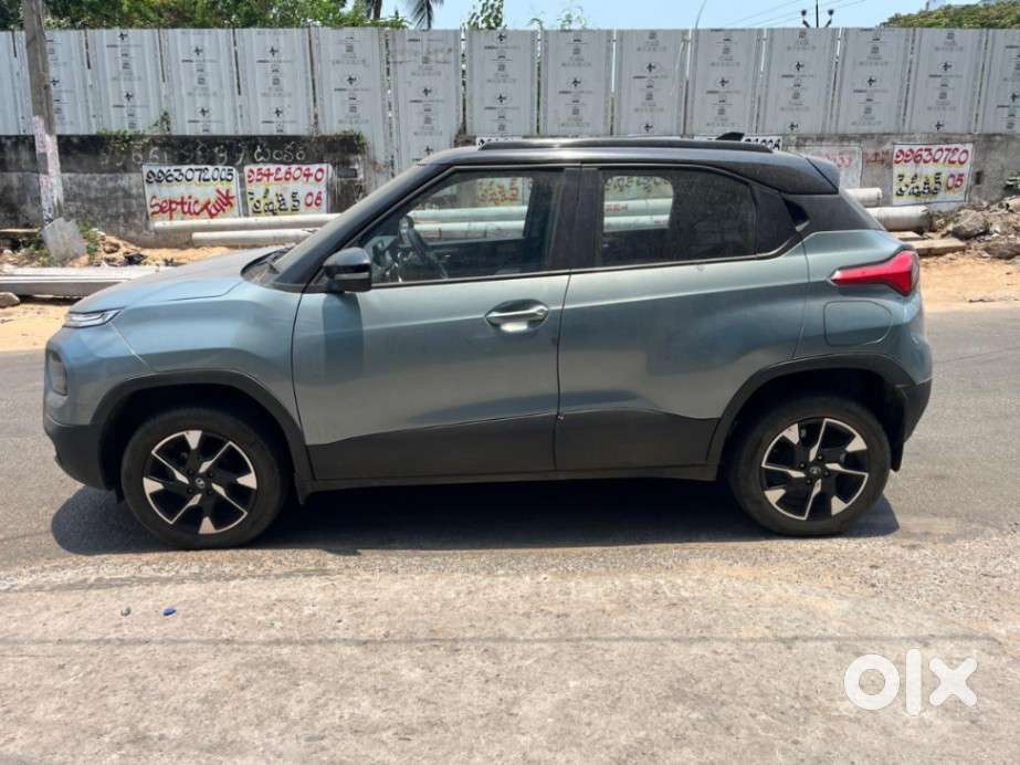 Tata Punch 1.2 Revotron Creative Amt Dual Tone, 2024, Petrol