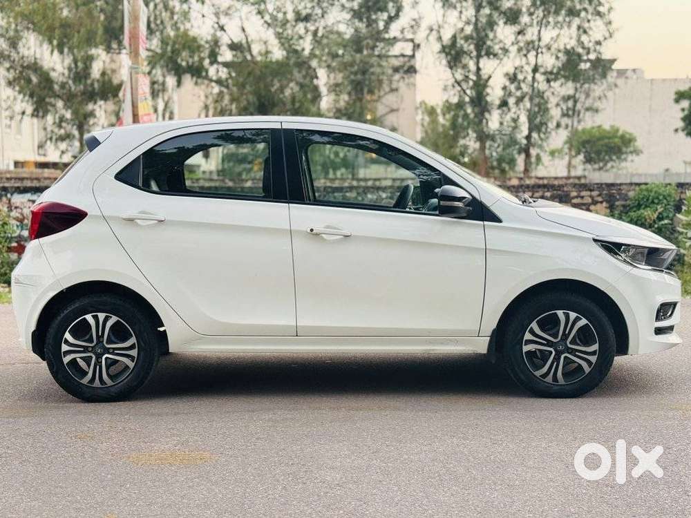 Tata Tiago 1.05 Revotorq Xt, 2025, Petrol