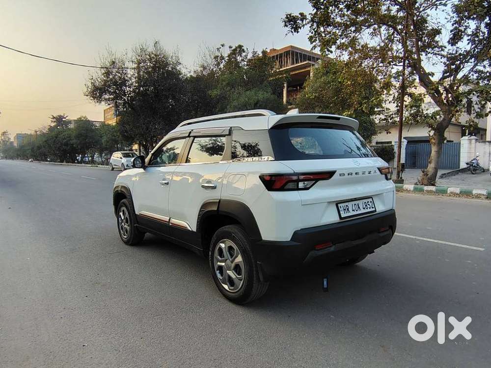 Maruti Suzuki Brezza 1.5 Vxi Smart Hybrid, 2024, Petrol