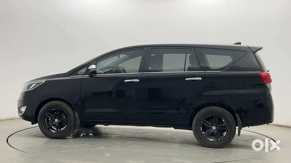 Toyota Innova Crysta 2.8 Zx At 7 Seater, 2018, Diesel