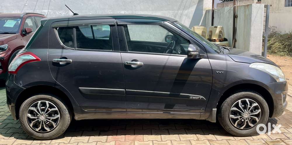 Maruti Suzuki Swift Vxi, 2015, Petrol