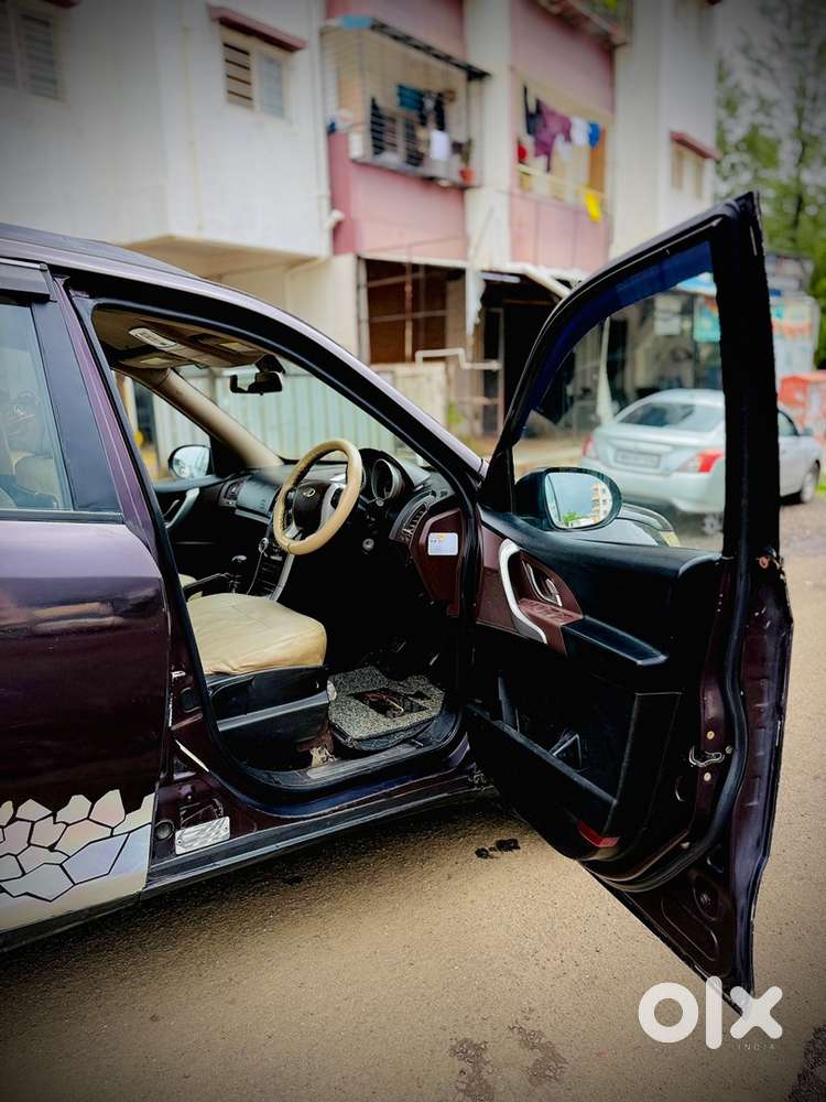 Mahindra Xuv500 W8 2012