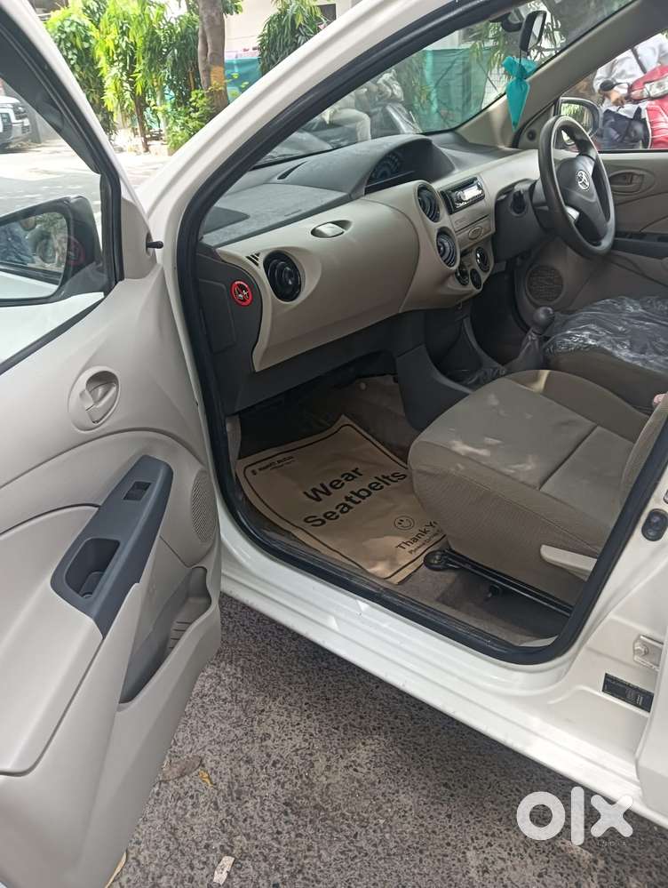 Toyota Etios Liva G, 2015, Petrol
