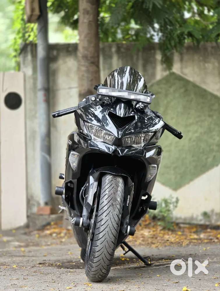 チノグッズまとめ売り Kawasaki Ninja ZX-4R for sale ( LOAN FACILITIES AVAILABLE
