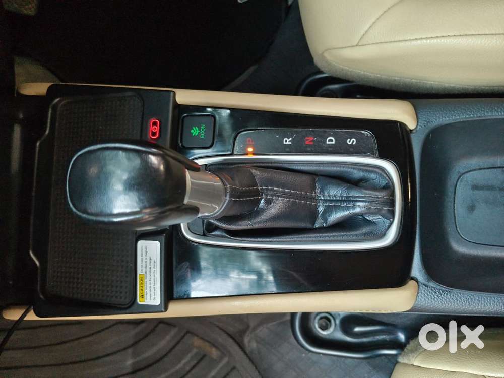 Honda City 1.5 Zx Cvt I-vtec, 2023, Petrol