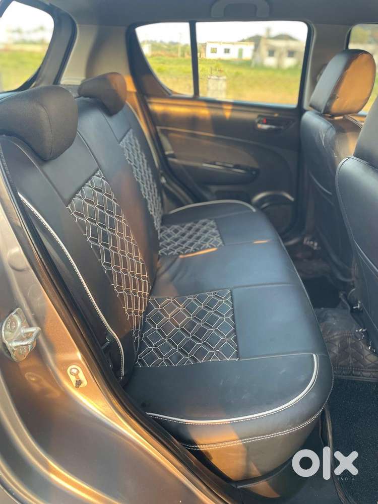 Maruti Suzuki Swift Vxi With Abs, 2015, Petrol