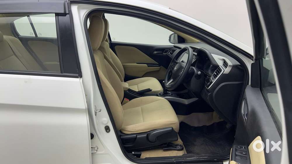 Honda City 1.5 V 4th Gen I-vtec Mt, 2022, Petrol