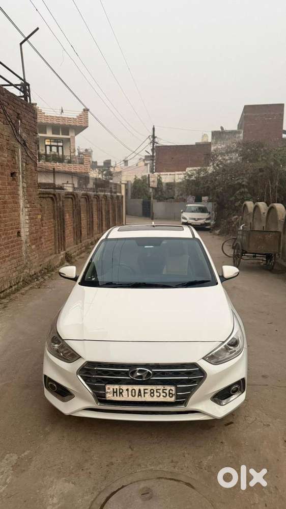 Verna Top Model Automatic And Sunroof