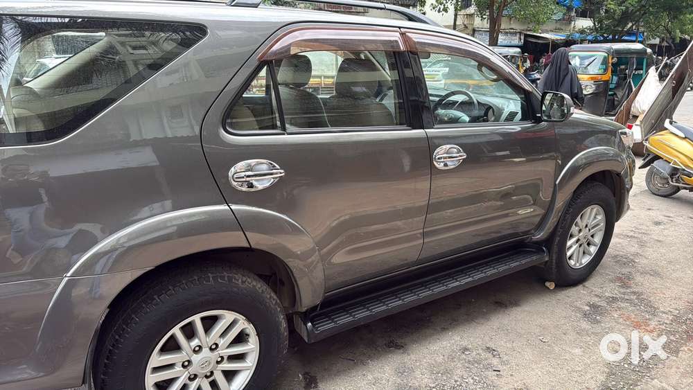 Toyota Fortuner 3.0 4x2 Automatic, 2012, Diesel