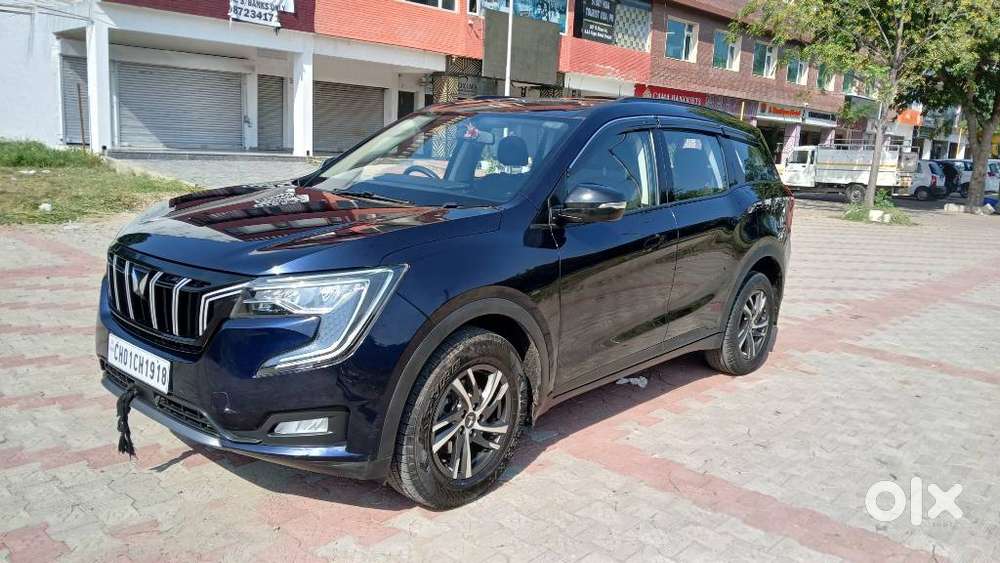 Mahindra Xuv700 2.2 Ax 5 Diesel At Str, 2022, Diesel