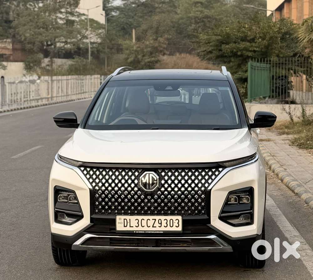 Mg Hector Plus Savvy Pro 1.5 Turbo Petrol Cvt 7 Str Dual Tone, 2024,..