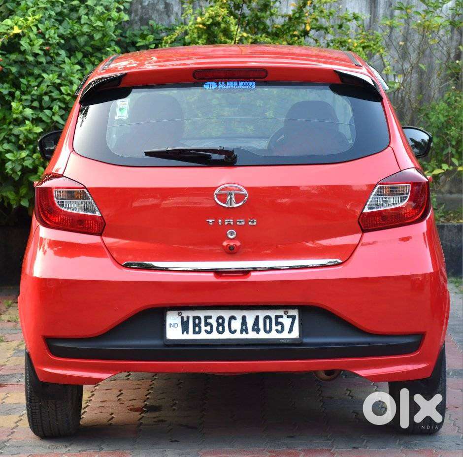 Tata Tiago, 2024, Petrol