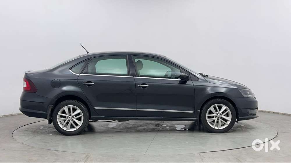 Skoda Rapid 1.0 Style At, 2020, Petrol