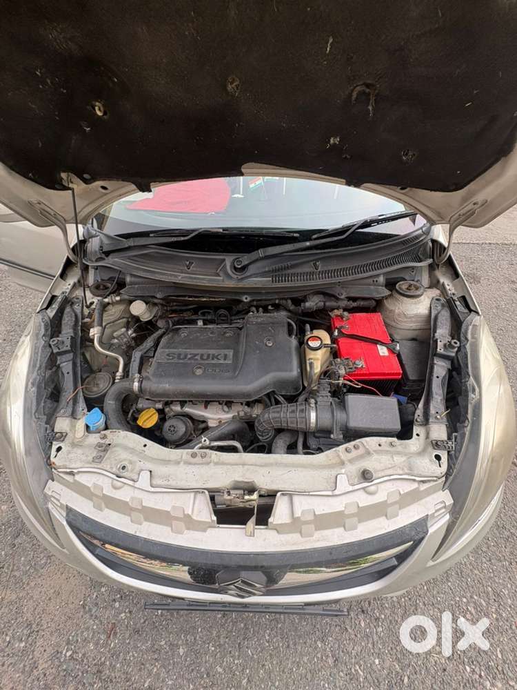 Maruti Suzuki Swift Dzire 2015