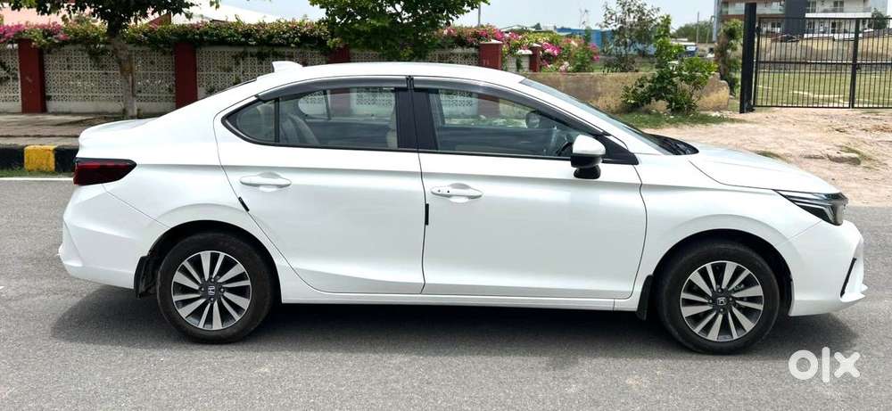 Honda City V Petrol Cvt, 2025, Petrol
