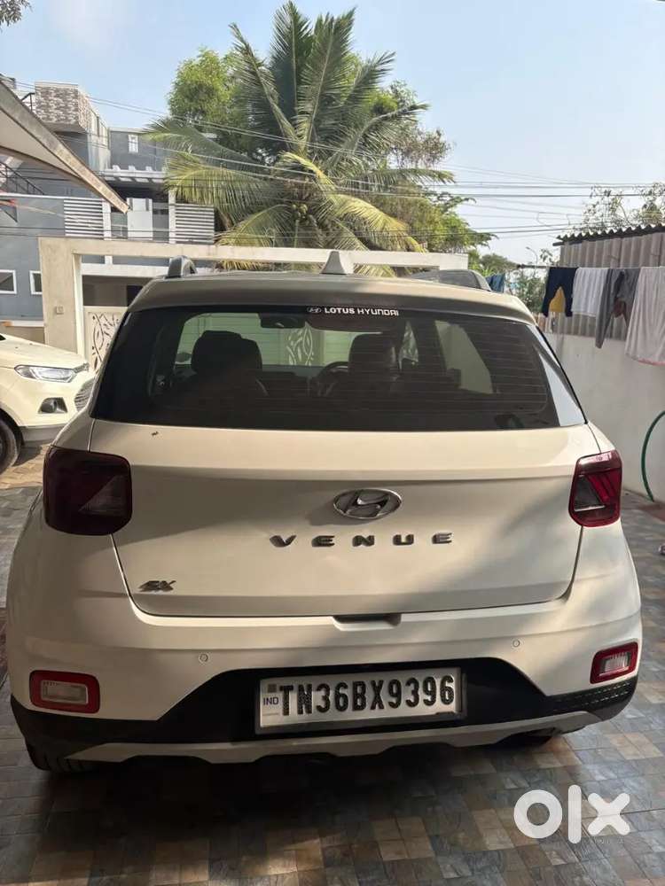 Hyundai Venue Diesel 2021 Variant Well Maintained