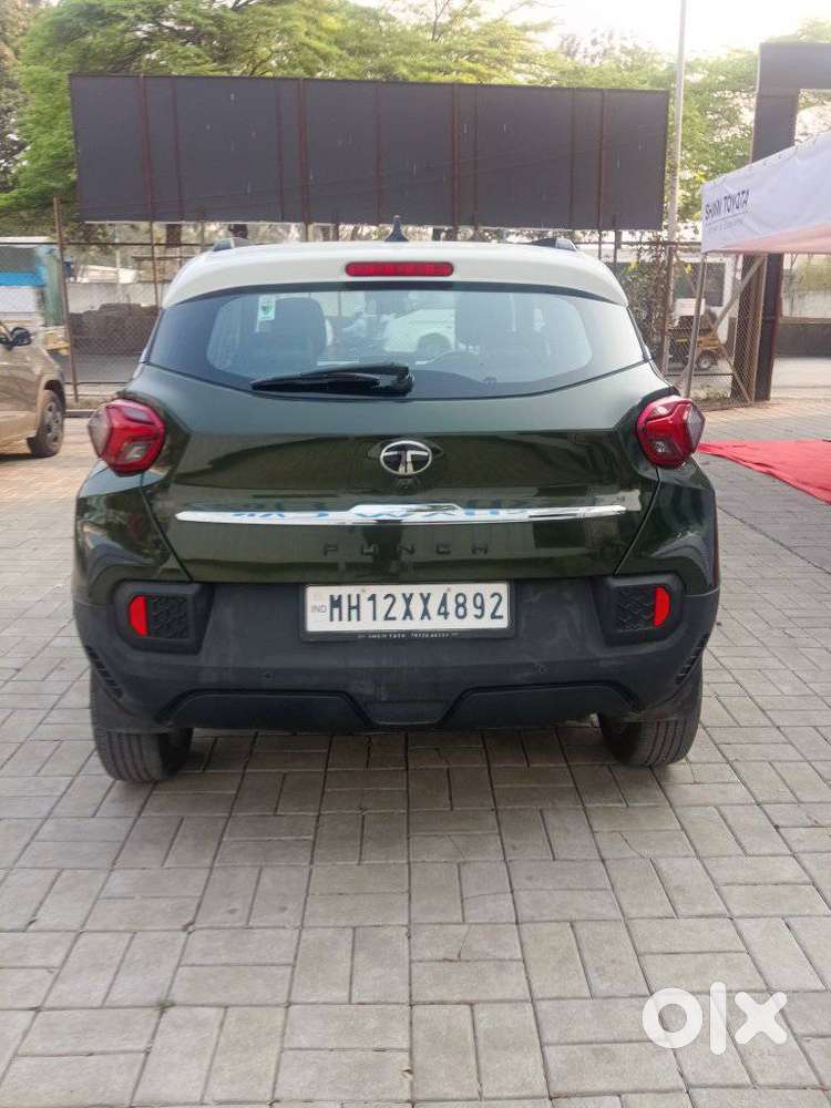 Tata Punch Creative Dual Tone Amt Sunroof, 2025, Petrol