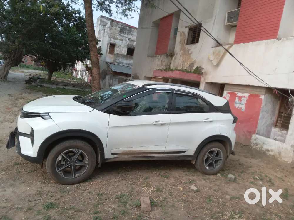 Tata Nexon Creative Petrol 2026