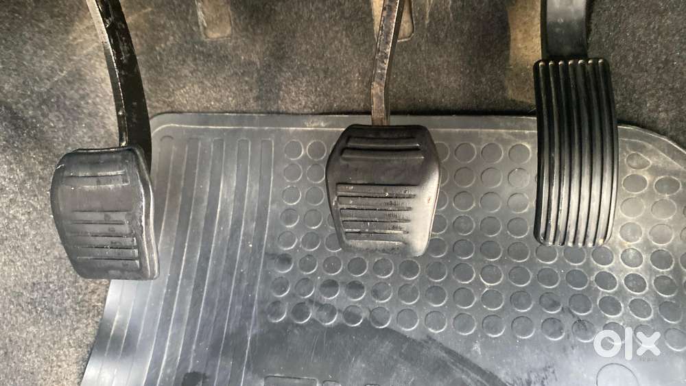 Mahindra Tuv 300 T10, 2018, Diesel