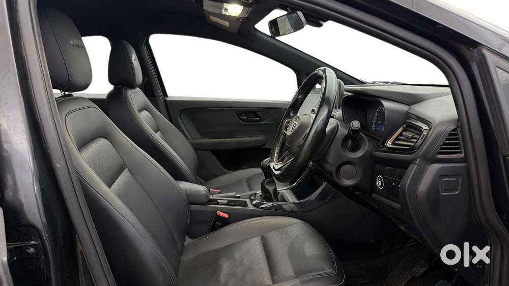 Tata Altroz Xz Plus (s) Dark Edition, 2021, Petrol