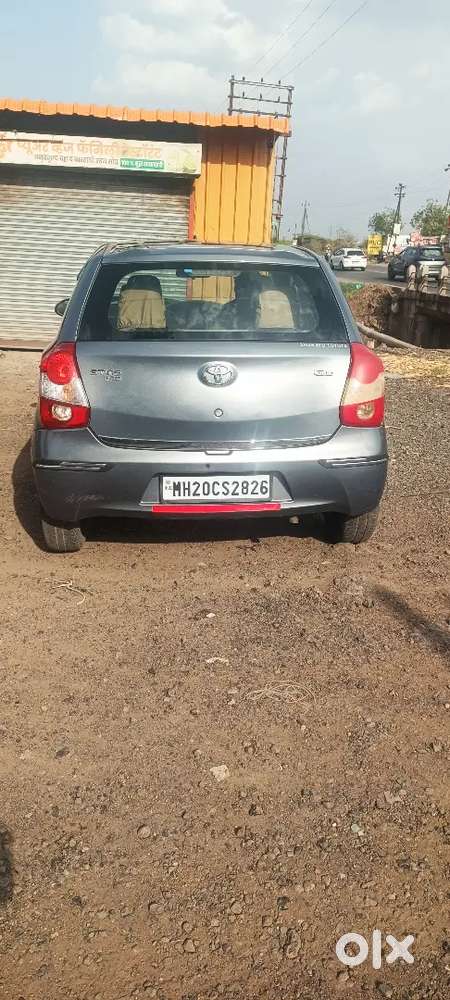 Toyota Etios Liva 2013 Diesel 100000 Km Driven