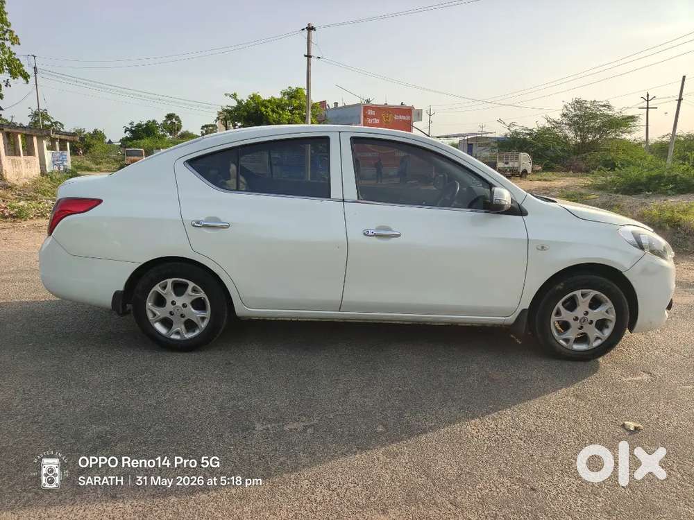 Renault Scala 2013 Diesel 140000 Km Driven