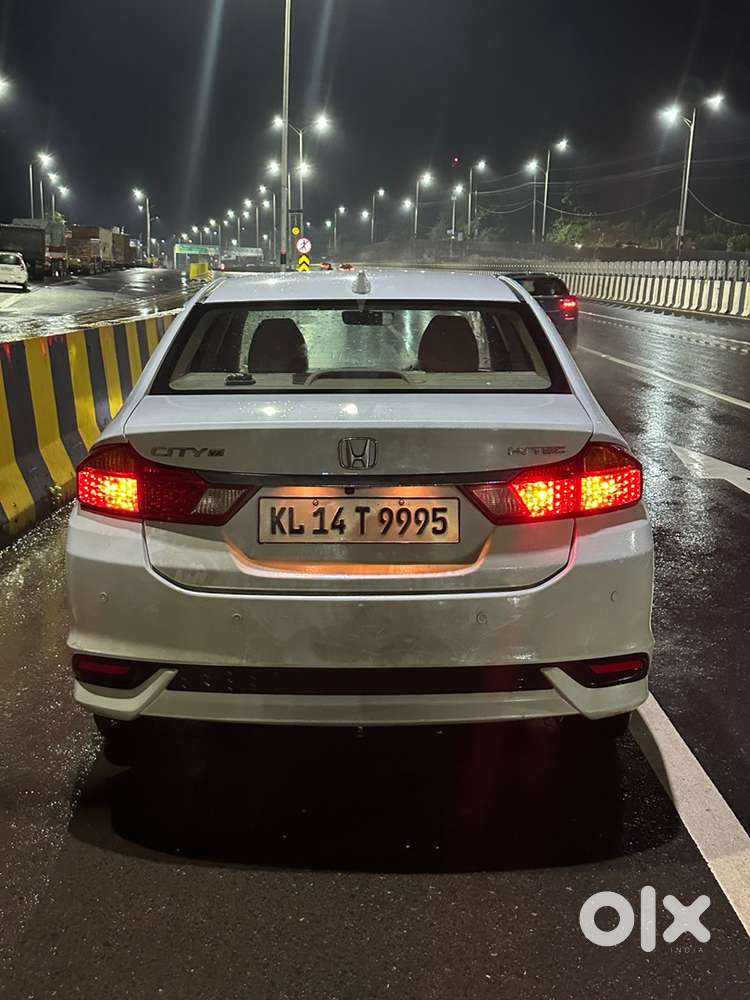 Honda City Cng With 24 Mileage