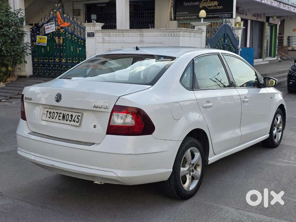 Skoda Rapid 2013-2016 1.5 Tdi Ambition Plus, 2015, Diesel