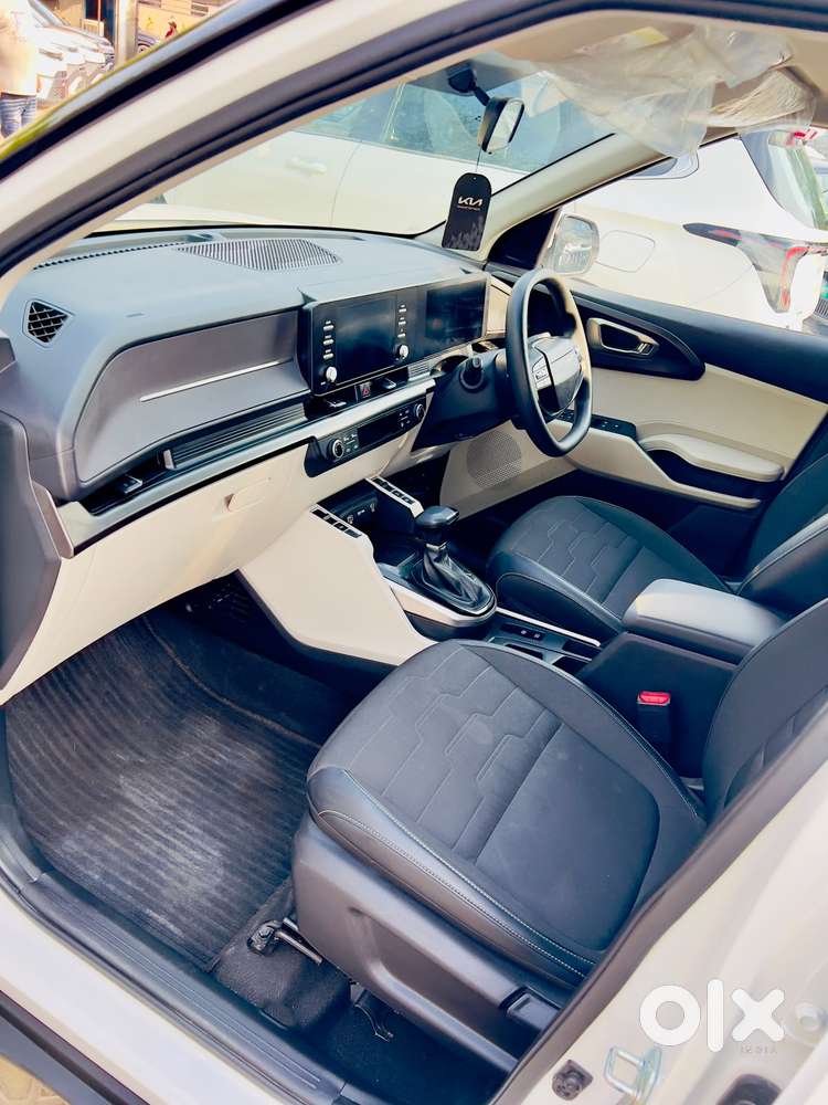 Kia Carens Clavis G1.5 Turbo Dct Htx Plus 7-seater, 2025, Diesel