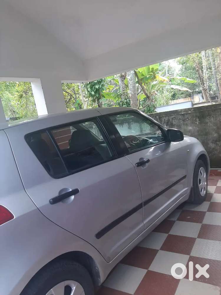 Maruti Suzuki Swift Vx 2011