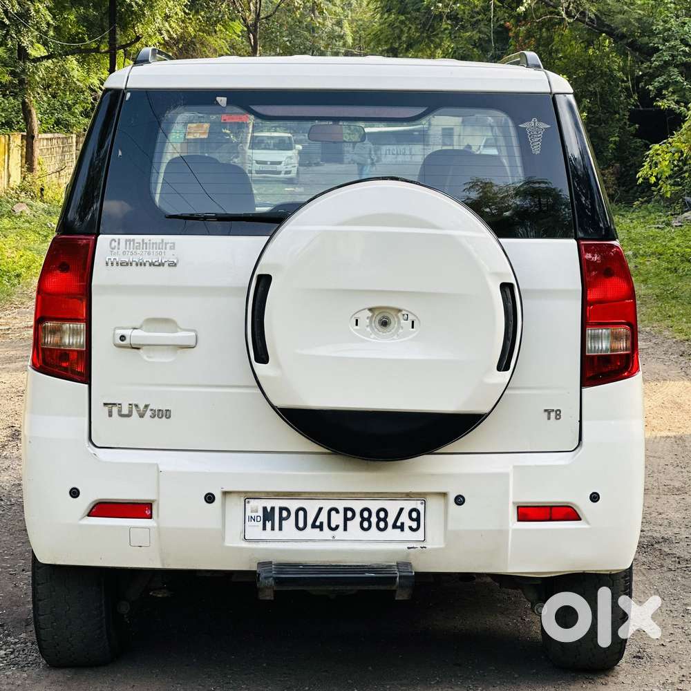 Mahindra Tuv 300 T8, 2015, Diesel