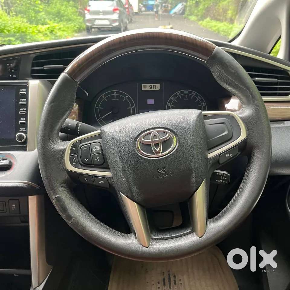 Toyota Innova Crysta [ ] 2.4 Gx At 7 Str, 2021, Diesel