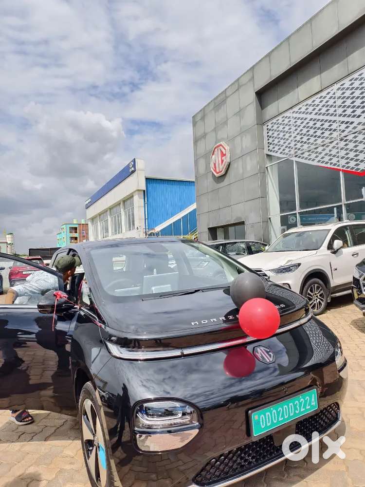 Mg Windsor Ev 2025 Electric 30000 Km Driven