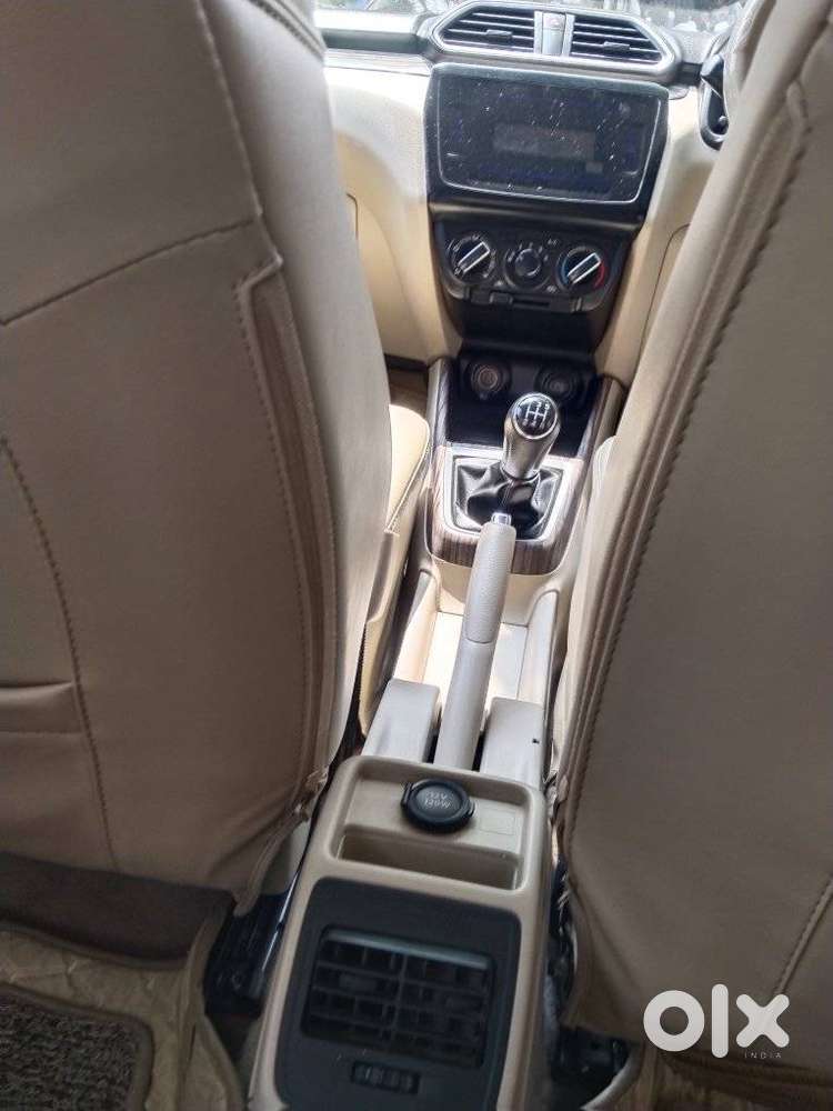Maruti Suzuki Dzire 1.2 Vxi, 2021, Petrol
