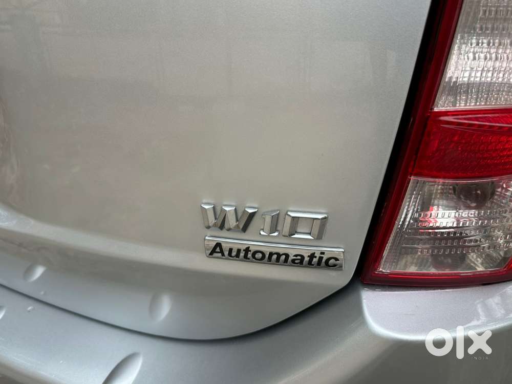 2017 Mahindra Xuv500 Diesel W10 Auto Diesel Sunroof