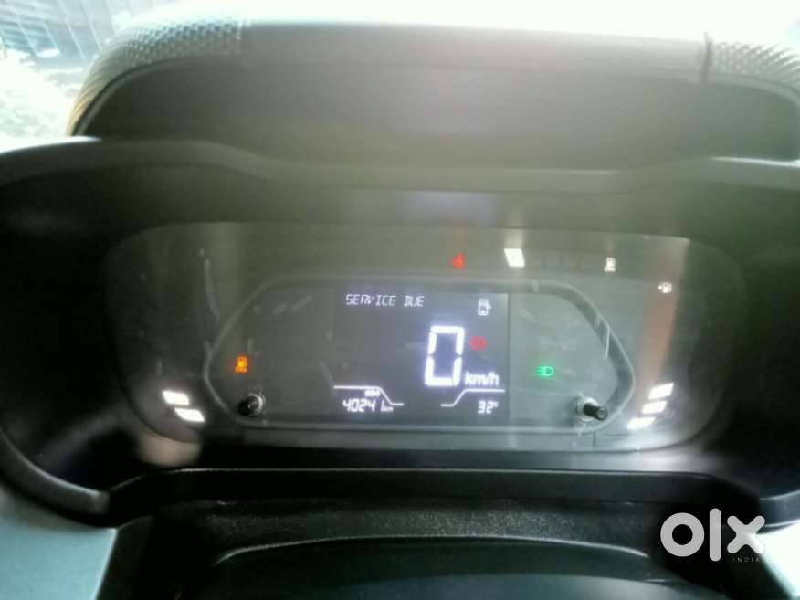 Tata Altroz Xz Plus (s) Icng, 2023, Cng & Hybrids
