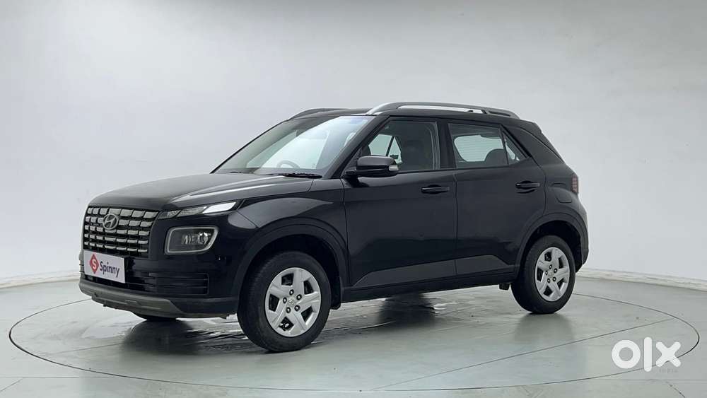 Hyundai Venue 1.2 S (o), 2022, Petrol
