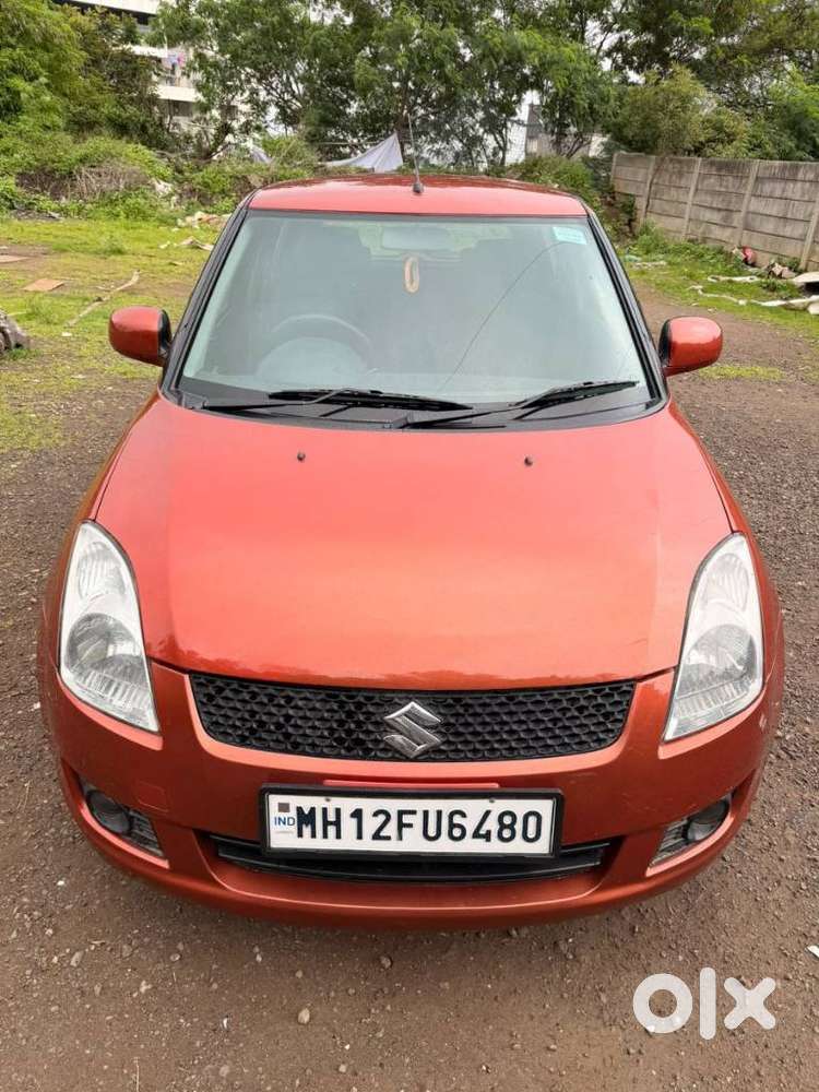 Maruti Suzuki Swift Zxi Bsiv, 2010, Petrol