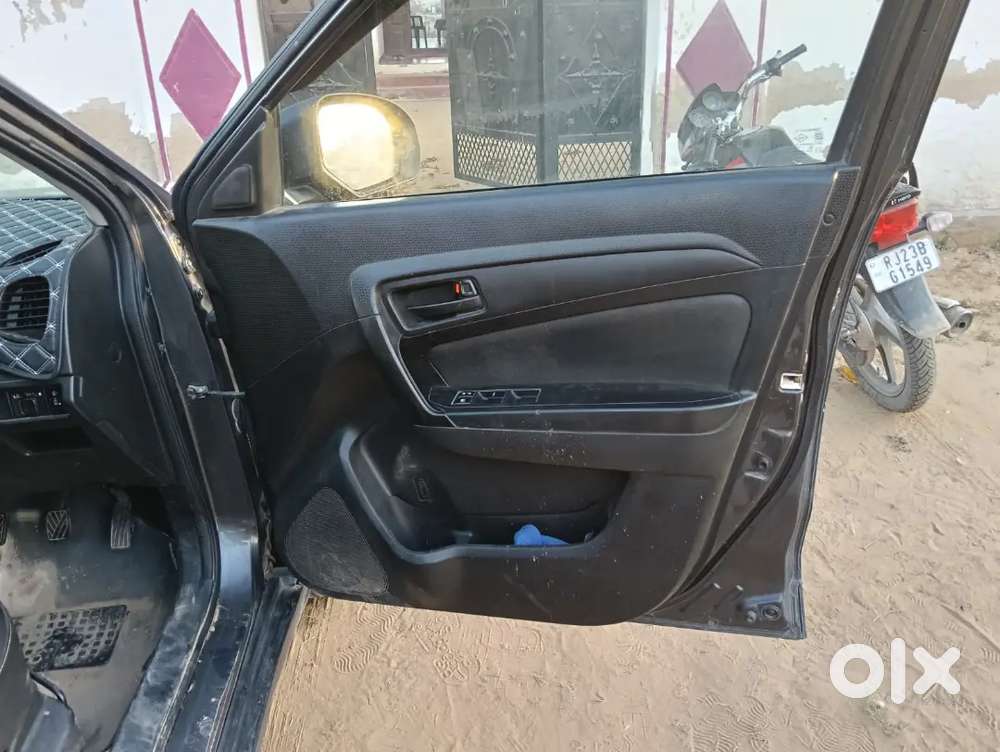 Maruti Suzuki Brezza 2019 
1st Owner Car Well Maintained And Clean